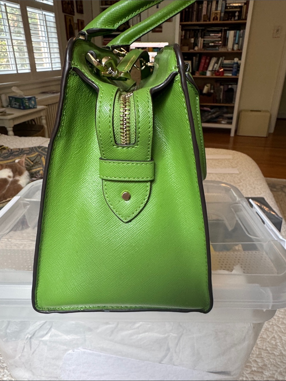kate spade kelly green leather satchel with crossbody strap, new without tag - Picture 3 of 16